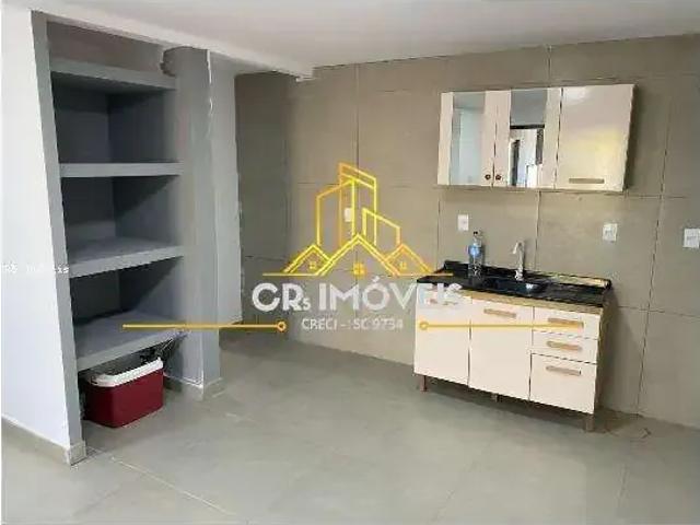 Casa / Sobrado para Locação em Camboriú/SC Tabuleiro Monte Alegre 2 Quartos