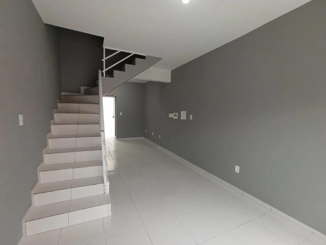 Casa / Sobrado para Locação em Camboriú/SC Centro 2 Quartos