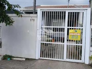 Casa / Sobrado para Locação em Camboriú/SC Rio Pequeno 2 Quartos