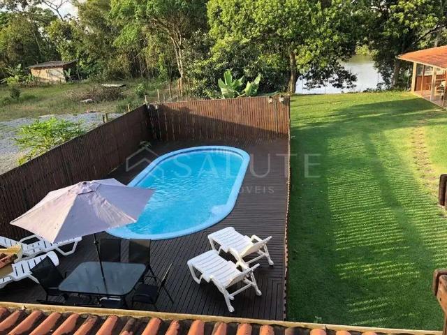 Casa / Sobrado para Locação em Camboriú/SC São Francisco de Assis 5 Quartos