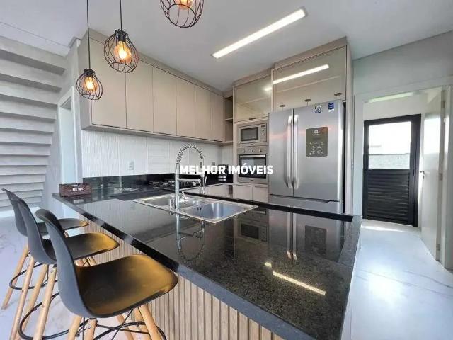 Casa / Sobrado para Locação em Camboriú/SC Santa Regina 3 Quartos