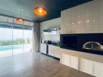 Casa / Sobrado para Locação em Camboriú/SC Santa Regina 3 Quartos