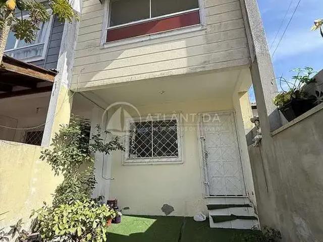 Casa / Sobrado para Locação em Camboriú/SC Santa Regina 2 Quartos