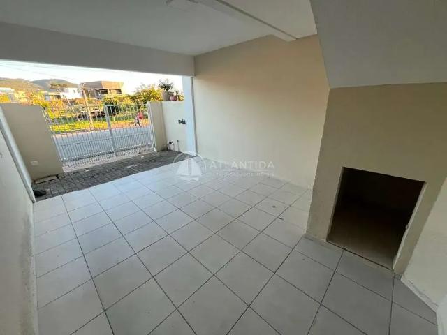 Casa / Sobrado para Locação em Camboriú/SC Santa Regina 2 Quartos