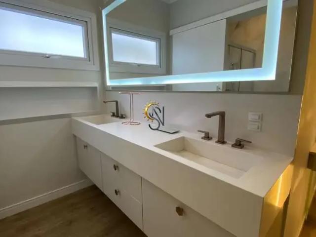 Casa / Sobrado para Locação em Camboriú/SC Santa Regina 4 Quartos