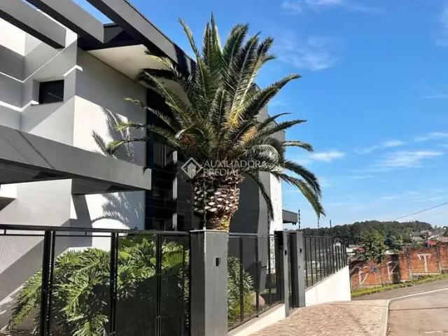 Casa / Sobrado para Locação em Campo Bom/RS Centro 4 Quartos