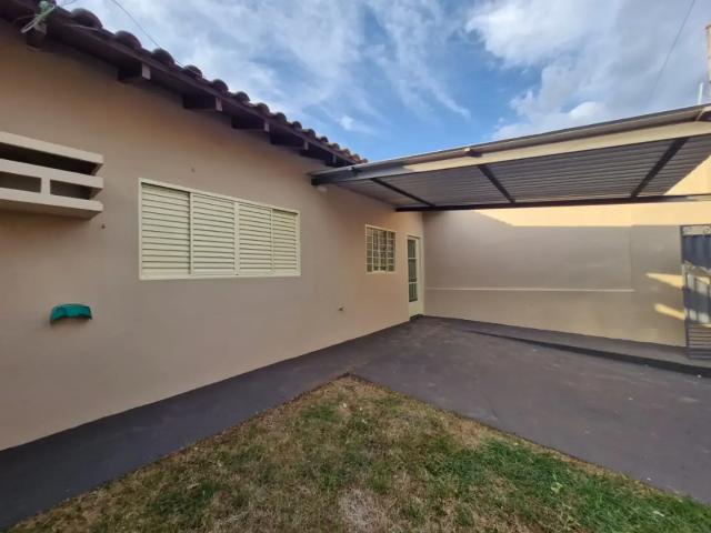 Casa / Sobrado para Locação em Campo Grande/MS Monte Castelo 2 Quartos