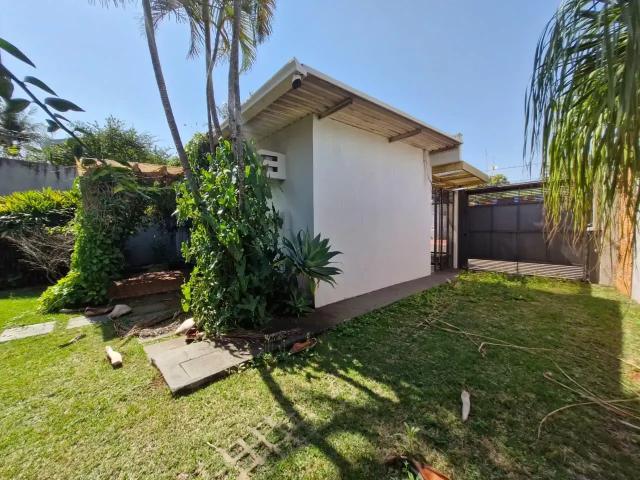 Casa / Sobrado para Locação em Campo Grande/MS São Francisco 3 Quartos