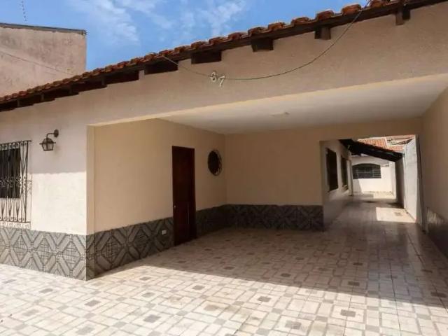 Casa / Sobrado para Locação em Campo Grande/MS Santo Antônio 4 Quartos