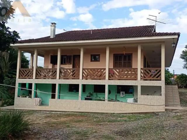 Casa / Sobrado para Locação em Campo Largo/PR Vila Delurdes