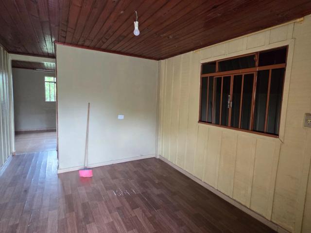 Casa / Sobrado para Locação em Campo Largo/PR Águas Claras 2 Quartos