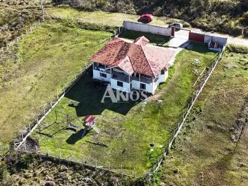 Casa / Sobrado para Locação em Campos do Jordão/SP Parque Ferradura 3 Quartos