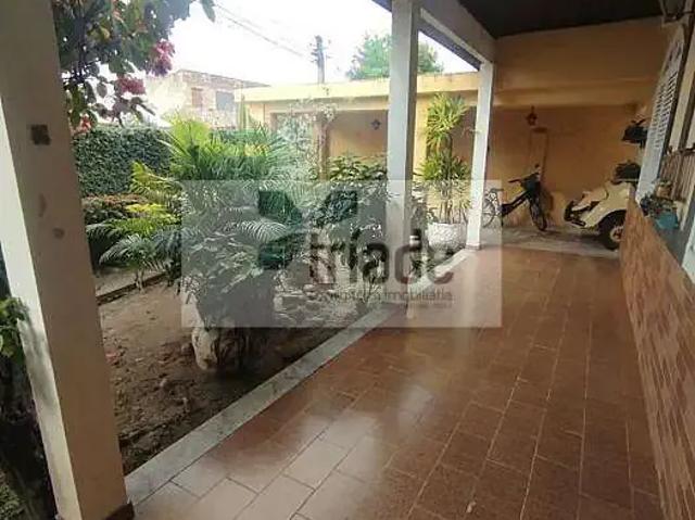 Casa / Sobrado para Locação em Campos dos Goytacazes/RJ Centro 3 Quartos