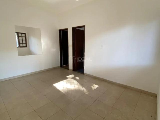 Casa / Sobrado para Locação em Campos dos Goytacazes/RJ Horto 3 Quartos