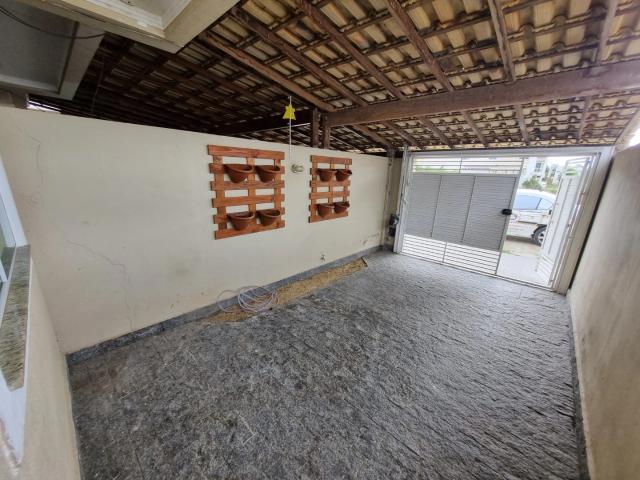 Casa / Sobrado para Locação em Campos dos Goytacazes/RJ Parque Aurora 2 Quartos