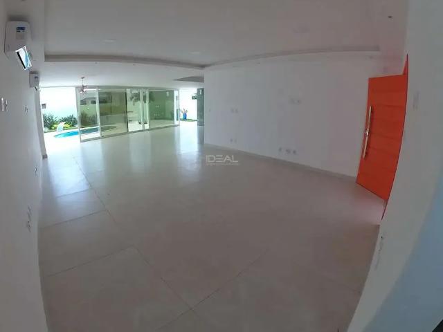Casa / Sobrado para Locação em Campos dos Goytacazes/RJ Parque Rodoviário 4 Quartos