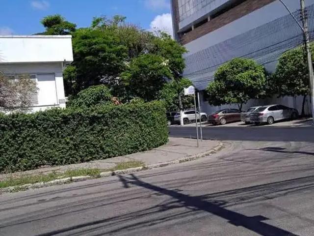 Casa / Sobrado para Locação em Campos dos Goytacazes/RJ Parque Tamandaré 4 Quartos