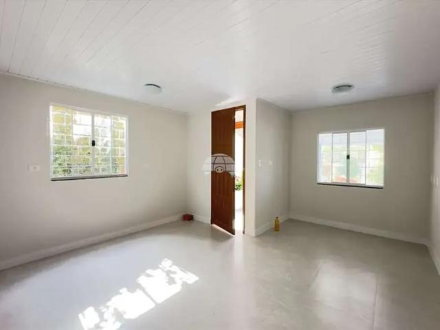 Casa / Sobrado para Locação em Campina Grande do Sul/PR Jardim Diamante 3 Quartos
