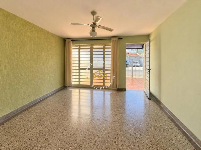 Casa / Sobrado para Locação em Campinas/SP Taquaral 4 Quartos
