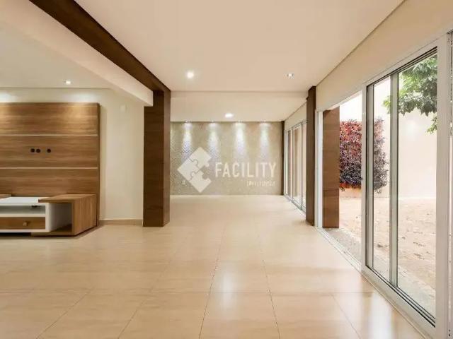 Casa / Sobrado para Locação em Campinas/SP Vila Marieta 4 Quartos