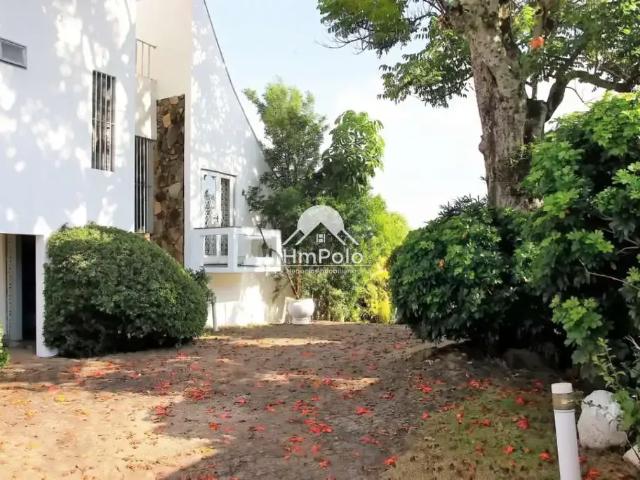 Casa / Sobrado para Locação em Campinas/SP Vila Brandina 4 Quartos