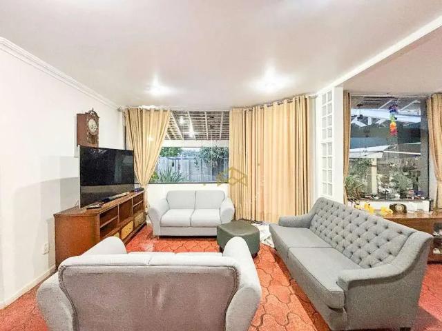 Casa / Sobrado para Locação em Campinas/SP Vila Brandina 4 Quartos