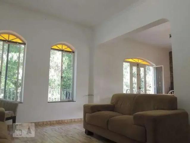 Casa / Sobrado para Locação em Campinas/SP Vila Santa Isabel 3 Quartos