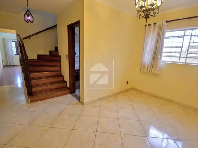 Casa / Sobrado para Locação em Campinas/SP Bosque 3 Quartos