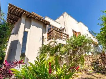 Casa / Sobrado para Locação em Campinas/SP Jardim das Paineiras 6 Quartos