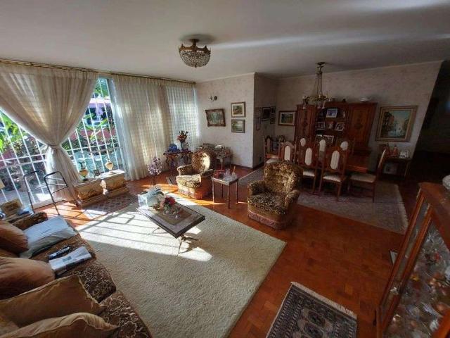 Casa / Sobrado para Locação em Campinas/SP Jardim das Paineiras 3 Quartos