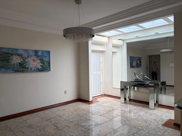 Casa / Sobrado para Locação em Campinas/SP Jardim Nova Europa 4 Quartos