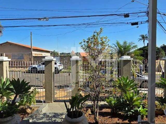 Casa / Sobrado para Locação em Campinas/SP Jardim Nossa Senhora Auxiliadora 3 Quartos