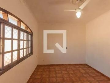 Casa / Sobrado para Locação em Campinas/SP Jardim São José 3 Quartos