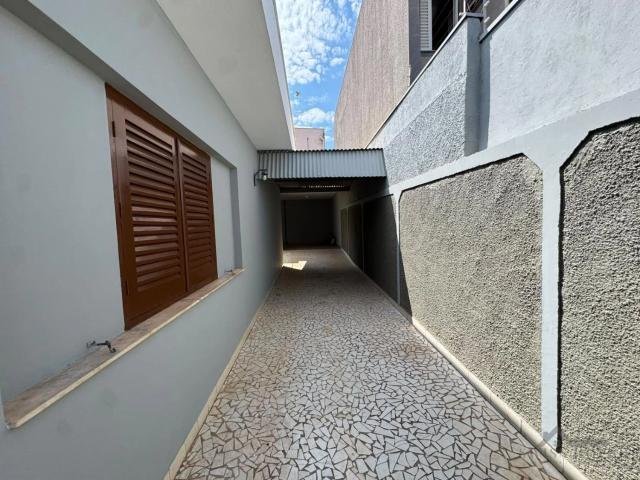 Casa / Sobrado para Locação em Campinas/SP Jardim Santa Genebra II Barão Geraldo 4 Quartos
