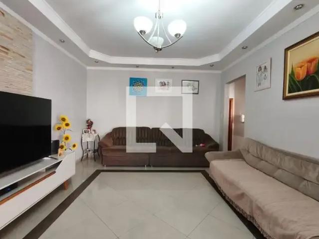 Casa / Sobrado para Locação em Campinas/SP Jardim Uruguai 3 Quartos