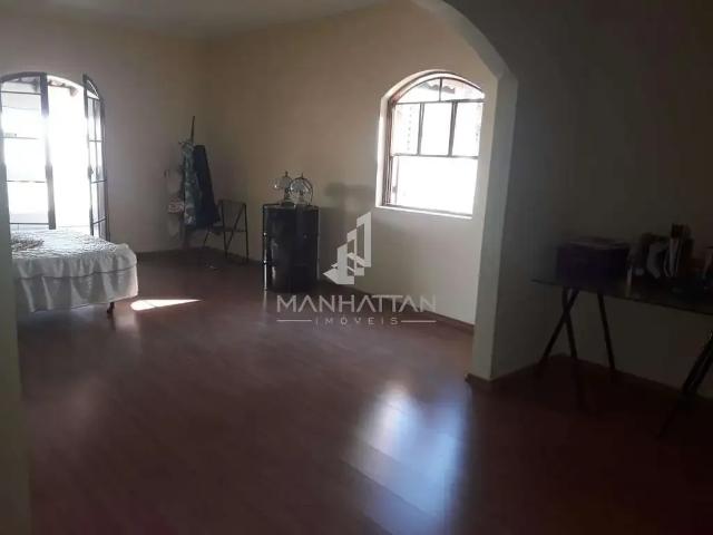 Casa / Sobrado para Locação em Campinas/SP Mansões Santo Antônio 5 Quartos