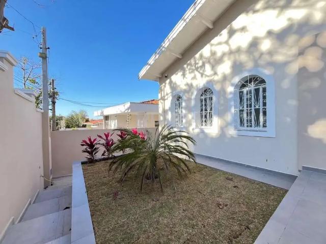 Casa / Sobrado para Locação em Campinas/SP Parque São Quirino 3 Quartos