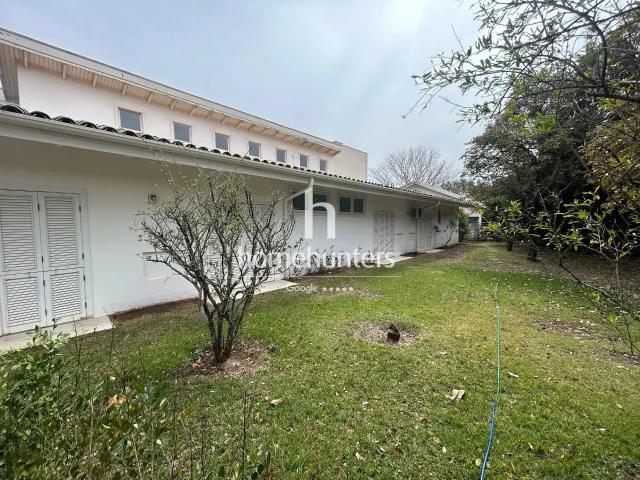 Casa / Sobrado para Locação em Campinas/SP Sítios de Recreio Gramado 5 Quartos