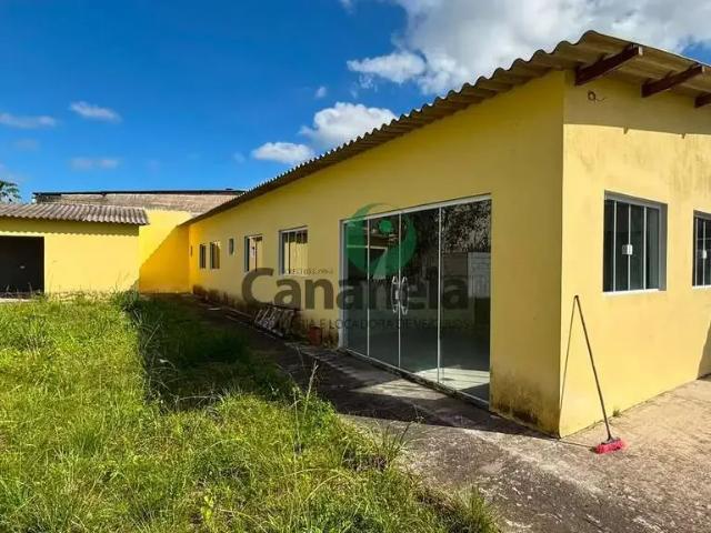 Casa / Sobrado para Locação em Cananéia/SP Porto Cubatão 3 Quartos