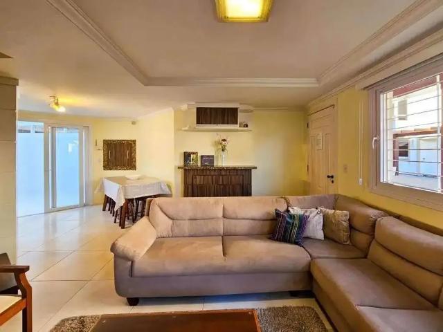 Casa / Sobrado para Locação em Canela/RS Centro 3 Quartos