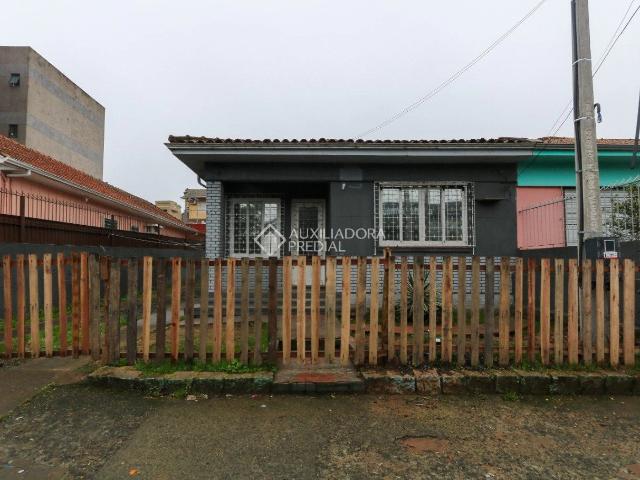 Casa / Sobrado para Locação em Canoas/RS Centro 1 Quartos