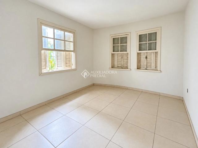 Casa / Sobrado para Locação em Canoas/RS Centro 3 Quartos