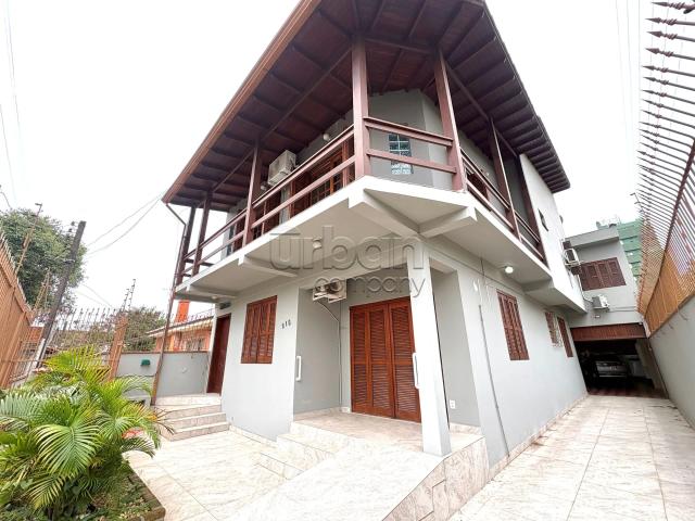 Casa / Sobrado para Locação em Canoas/RS Centro 4 Quartos