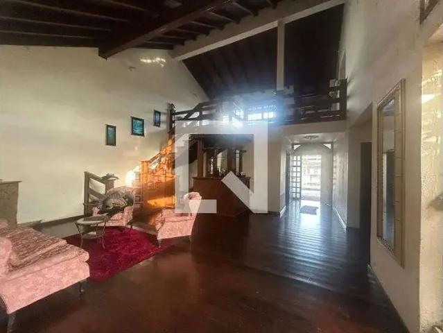 Casa / Sobrado para Locação em Canoas/RS Centro 4 Quartos