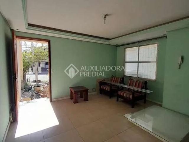Casa / Sobrado para Locação em Canoas/RS Centro 5 Quartos