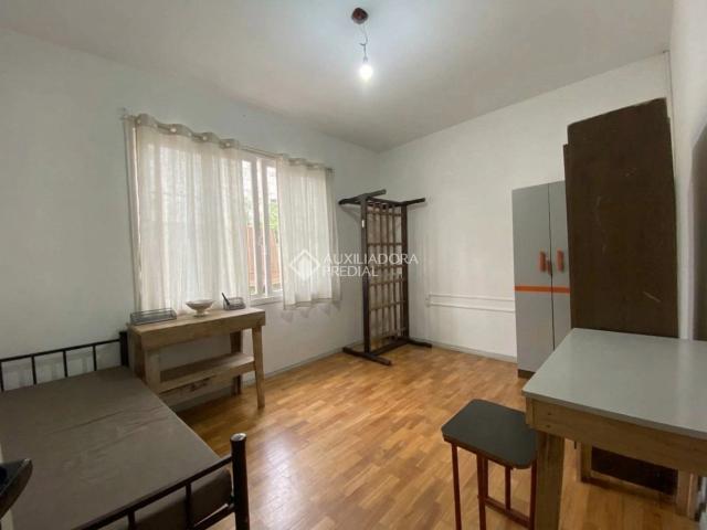 Casa / Sobrado para Locação em Canoas/RS Centro 7 Quartos