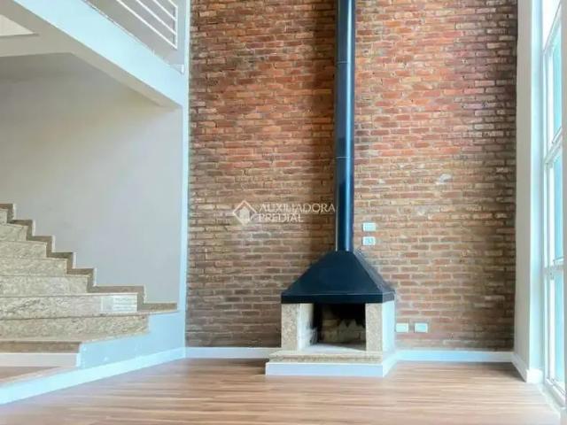 Casa / Sobrado para Locação em Canoas/RS Estância Velha 3 Quartos
