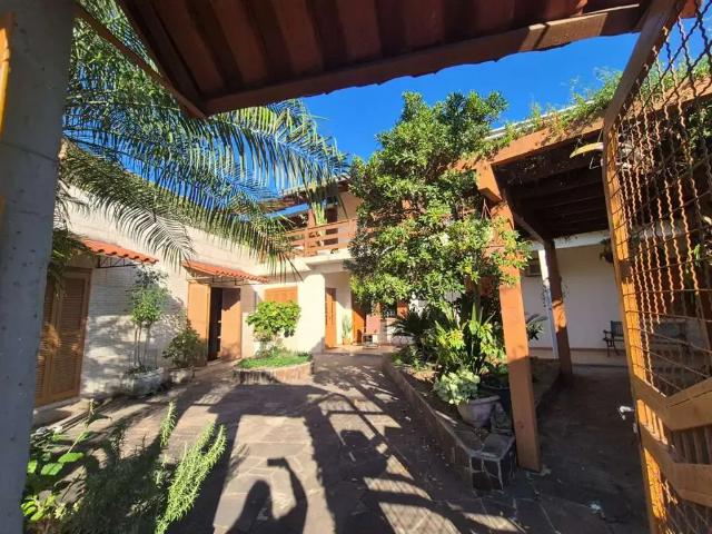 Casa / Sobrado para Locação em Canoas/RS Estância Velha 3 Quartos