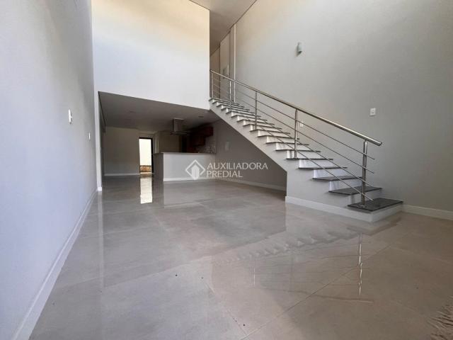 Casa / Sobrado para Locação em Canoas/RS Estância Velha 2 Quartos