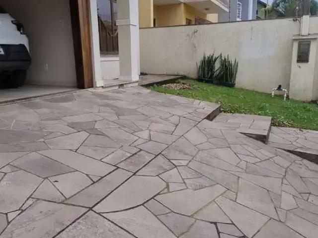 Casa / Sobrado para Locação em Canoas/RS Estância Velha 4 Quartos